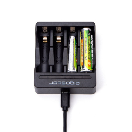 Caricabatterie Universale 4x LR03 (AAA) E LR6 (AA) DC5V 1A